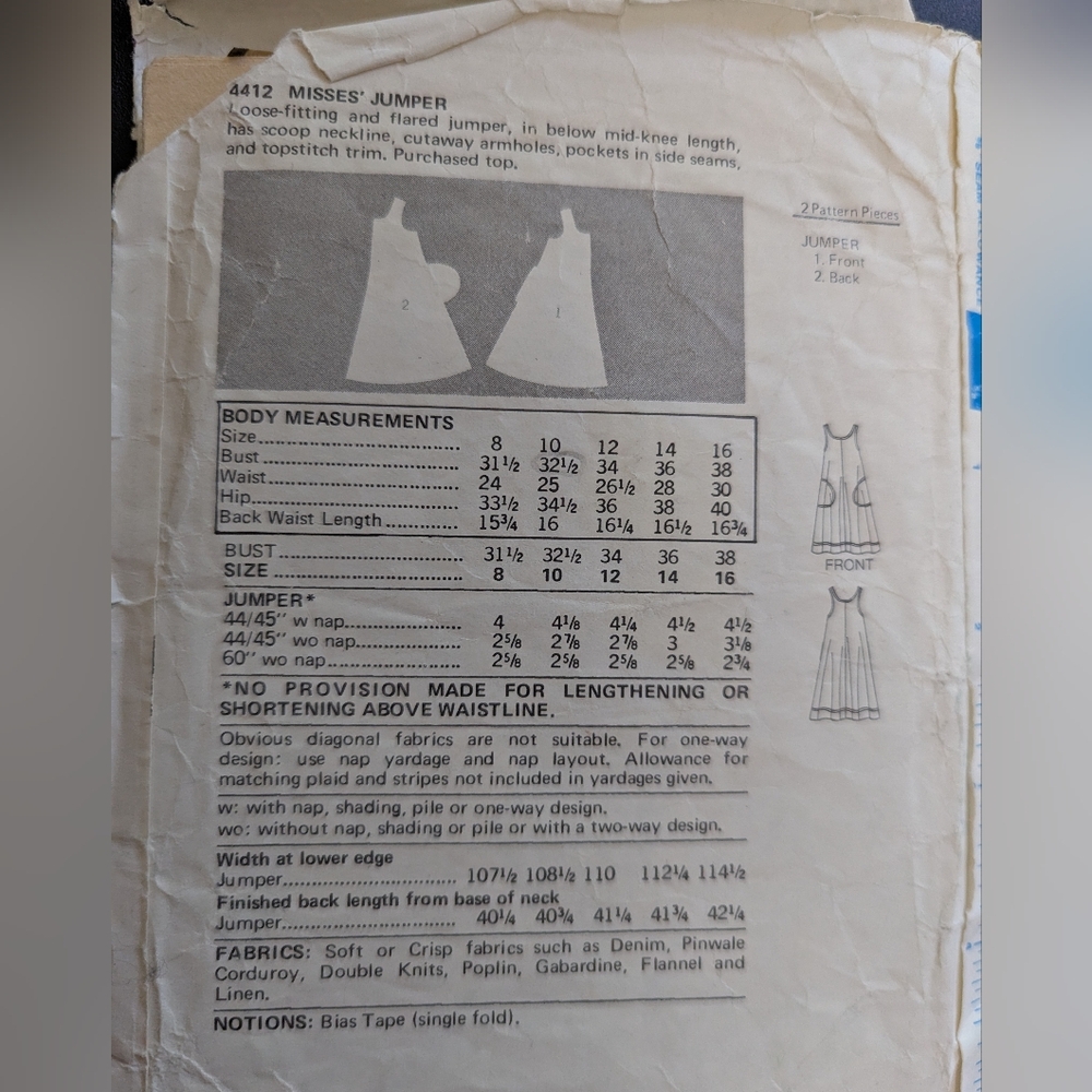 Butterick Sewing Pattern 4412 - Picture 3 of 4